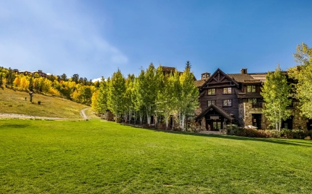 Experience Mountain Luxury Living at The Residences Bachelor Gulch in Colorado Ski In Ski Out Retreats