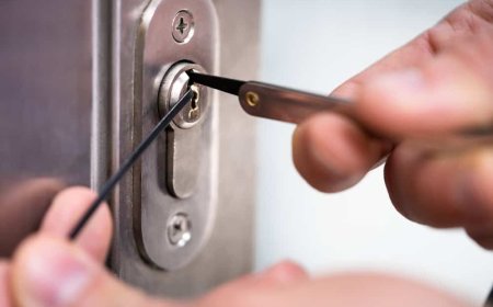 Best Locksmith Near Me for Key Duplication Lock Repair and Emergency Lockouts