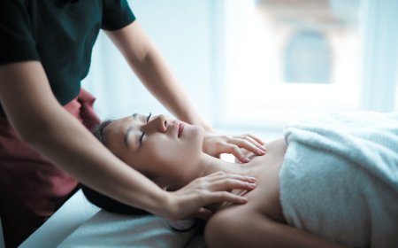The Best Times to Book Massage Therapy in Edmonton Based on Your Lifestyle