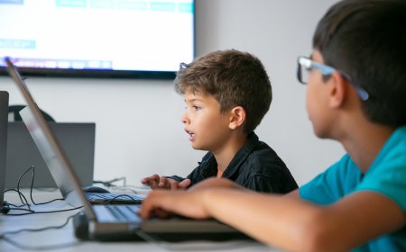 How Online Coding Classes Teach Logic, Not Just Code