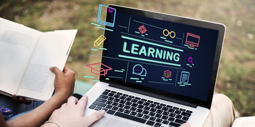 Top 7 Features Every eLearning App Needs for 2025