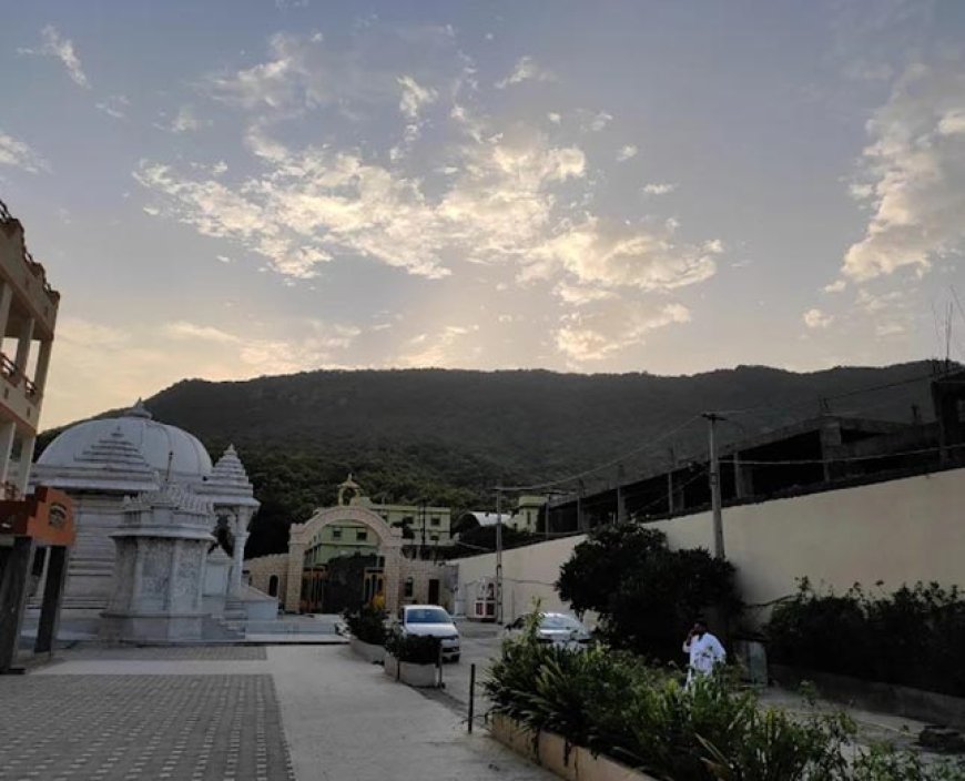 Discover Spiritual Peace at Girnar Darshan Jain Dharamshala