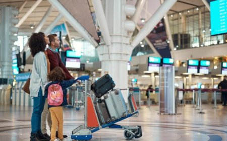 Singapore Airlines Stroller Policy: Full Guide For Parents