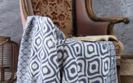 Buy Throw Blankets in Bulk – Affordable Wholesale Throws for Hotels, Events & Retail