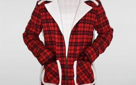 Bold and Rebellious: Harley Quinn Jacket Suicide Squad Vibes in Vanessa’s Deadpool Look