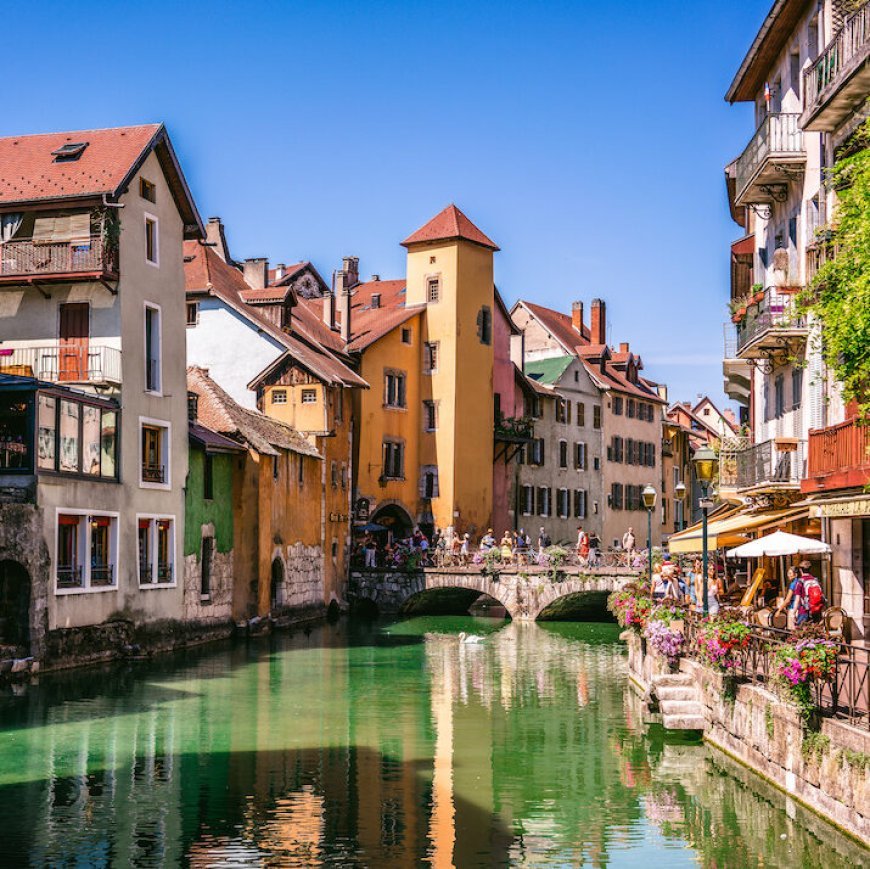 French Immersion in Annecy for Beginners to Advanced Learners with Cultural Activities