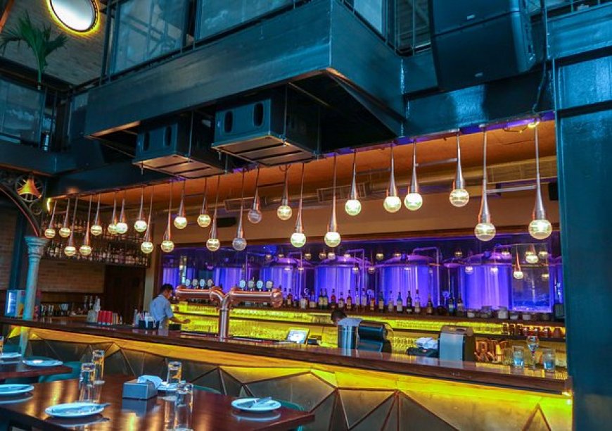 Cheap Bars in Jaipur Where the Vibe Is Rich but the Bill Isn’t